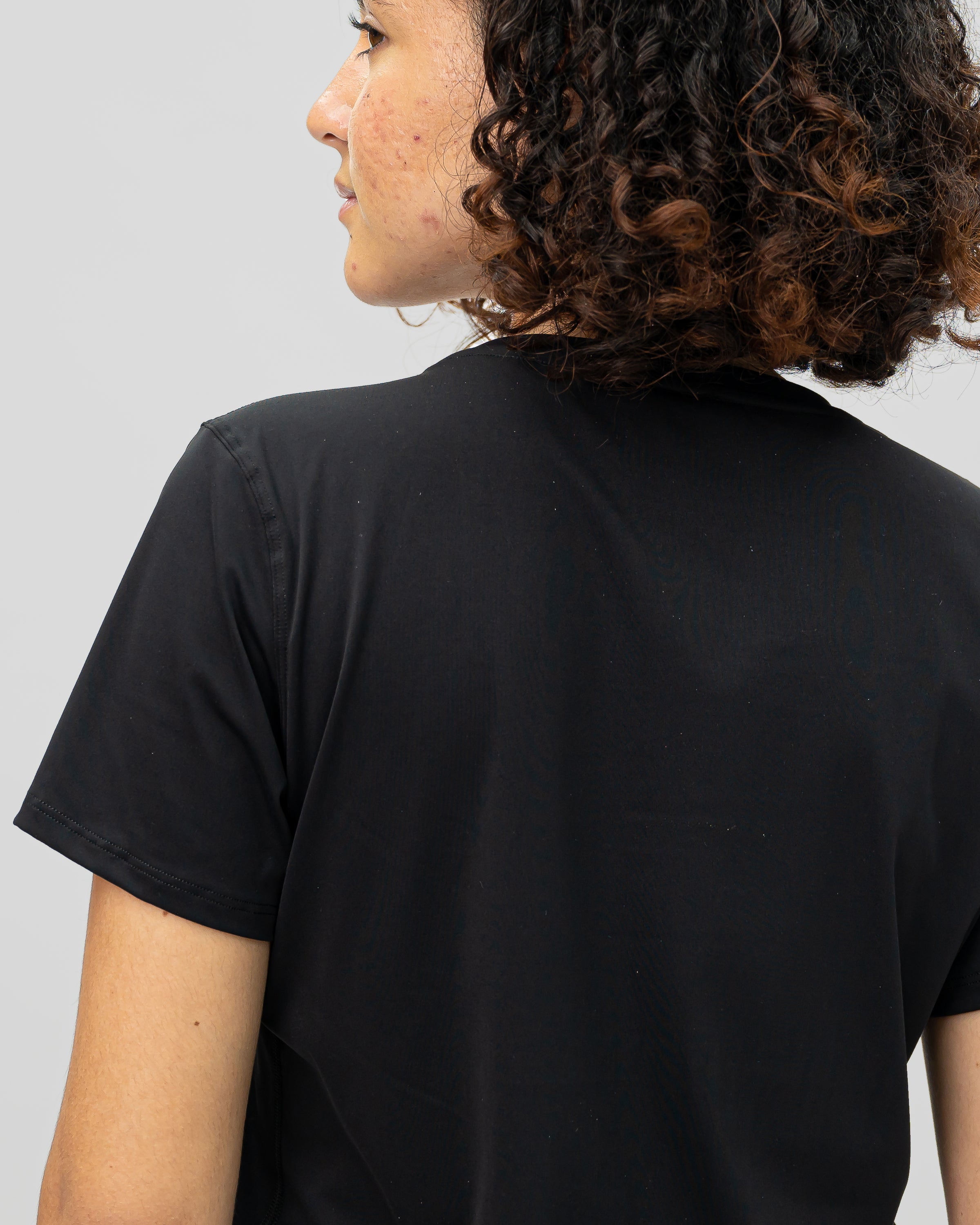 Evolve Women T-shirt - Black